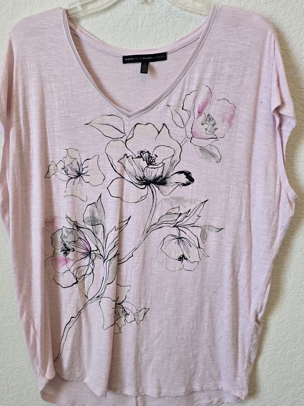 White House Black Market Pink Floral V Neck Top Short Sleeve Size M
